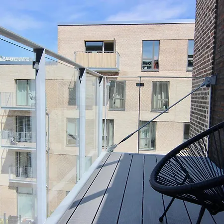Apartman Fantastic 1-bed W Balcony In Orestaden *